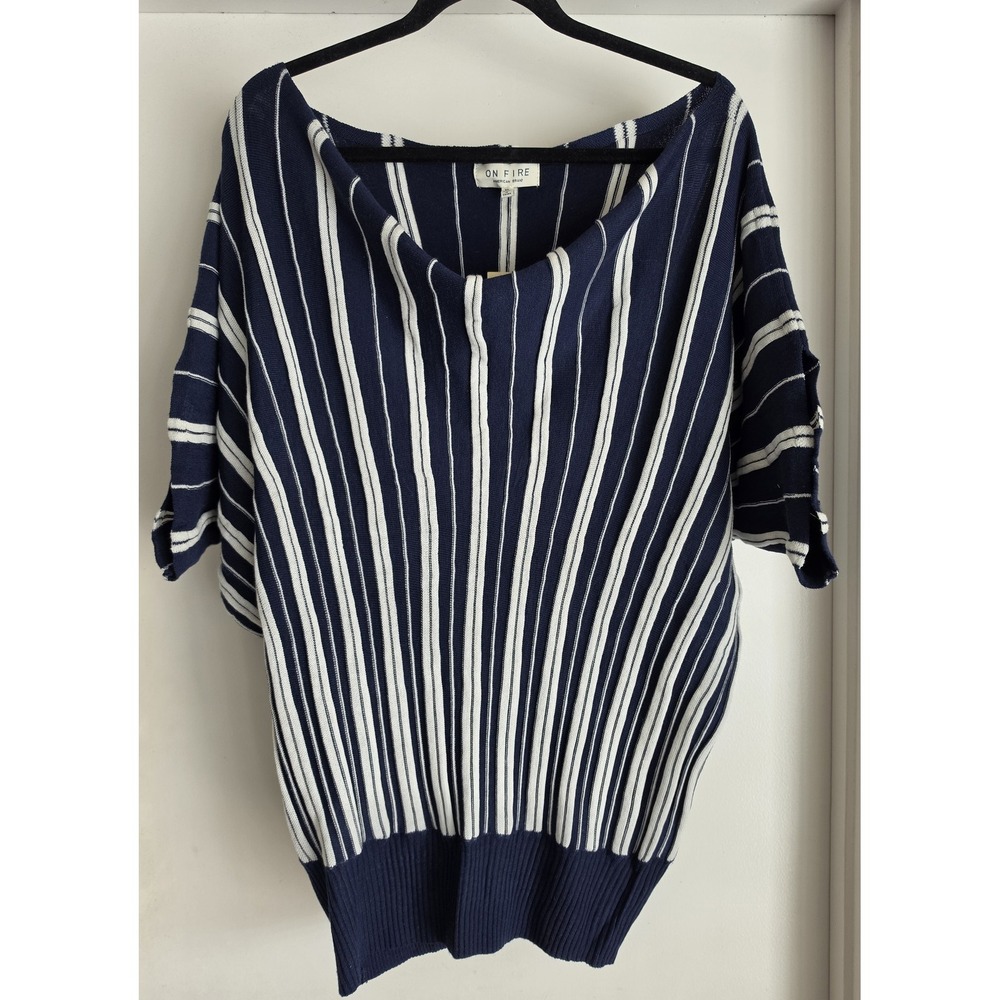 On Fire Women Striped Sweater XL Navy White Short Sleeve Round Neck Pullover NWT